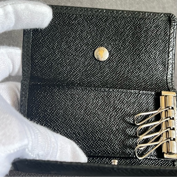 LOUIS VUITTON KEY HOLDER - Picture 5 of 9